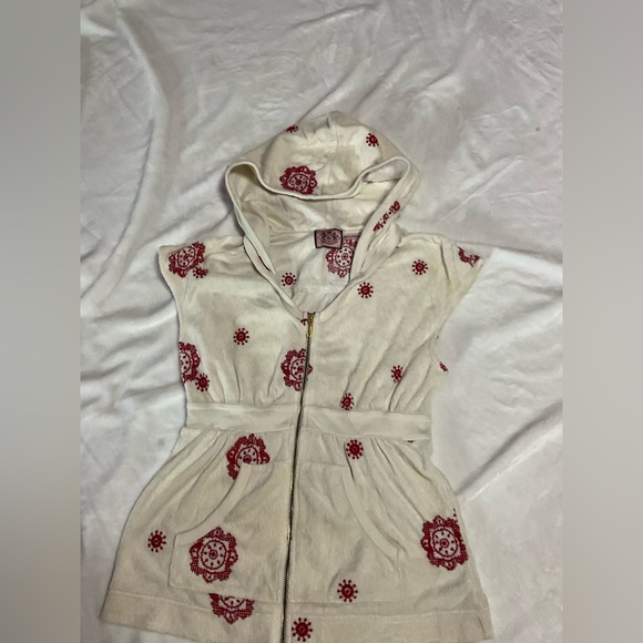 Vintage Juicy Couture Ivory Zip-Up with Red Floral Design Vest - Picture 1 of 7